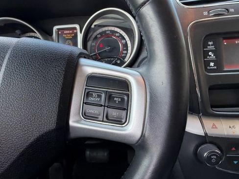 Used 2018 Dodge Journey SE w/ Popular Equipment Group image 15
