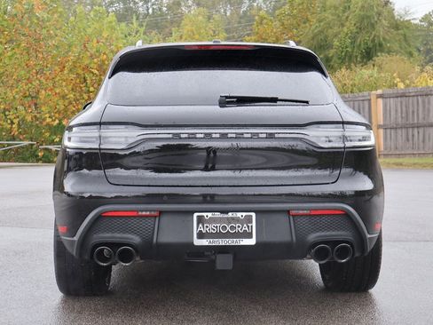 New 2026 Porsche Macan image 7