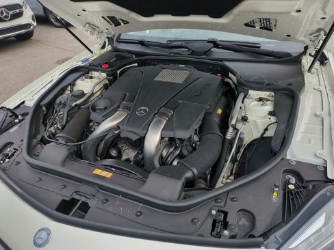 Used 2013 Mercedes-Benz SL 550 image 34