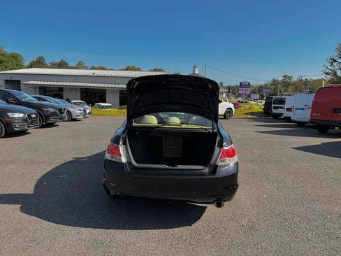 Used 2011 Honda Accord LX-P image 27