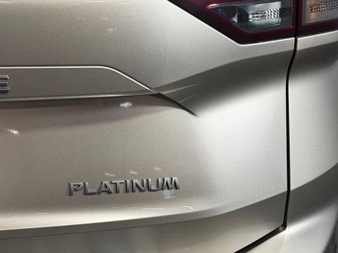 Used 2025 Nissan Rogue Platinum w/ Tech Package FWD image 29