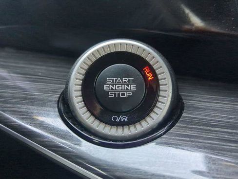 Certified 2022 Jeep Wagoneer Series III image 37