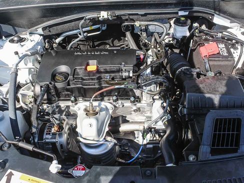 Certified 2025 Honda HR-V Sport image 27