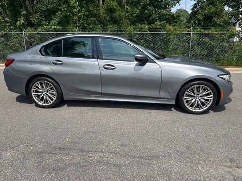 Used 2023 BMW 330i Sedan w/ Premium Package RWD image 4