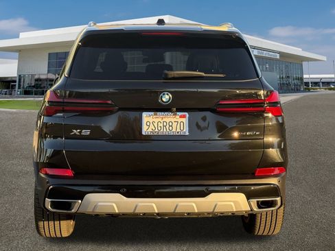 Used 2026 BMW X5 xDrive50e w/ Executive Package image 9