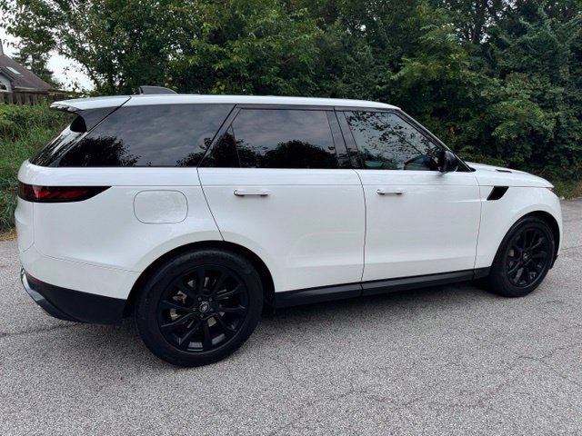 Used 2025 Land Rover Range Rover Sport SE AWD/4WD image 5