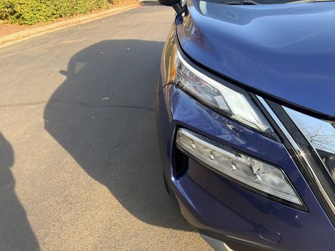 Certified 2023 Nissan Rogue SV w/ SV Premium B Package image 10