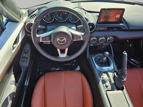 Used 2023 MAZDA MX-5 Miata Grand Touring image 3