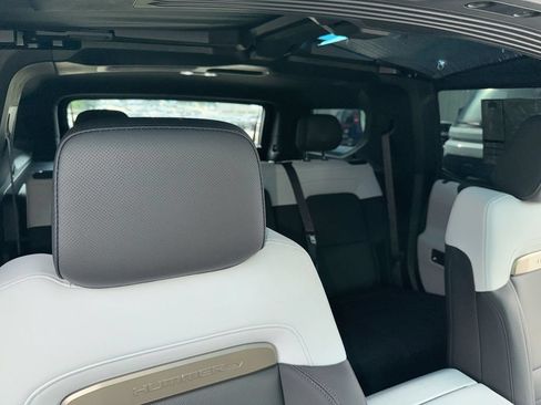 Used 2024 GMC Hummer EV 3X w/ Extreme Off-Road Package AWD/4WD image 34