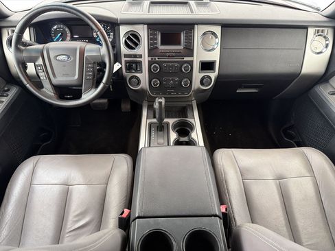 Used 2016 Ford Expedition XLT AWD/4WD image 17