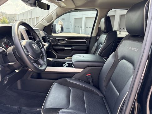 Used 2022 RAM 1500 Laramie AWD/4WD image 18