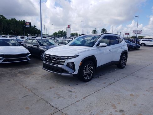 New 2026 Hyundai Tucson Limited AWD/4WD image 3
