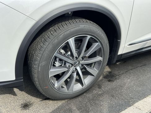 Certified 2026 Acura MDX SH-AWD w/ Technology Package image 9