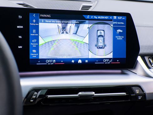 Certified 2025 BMW X2 xDrive28i w/ Premium Package image 25