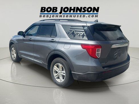 Used 2024 Ford Explorer XLT AWD/4WD image 5