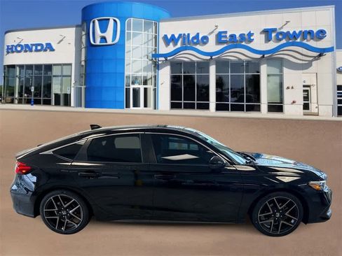 Certified 2024 Honda Civic Sport Touring image 9