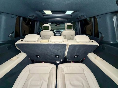 Used 2015 Mercedes-Benz GL 550 4MATIC image 20