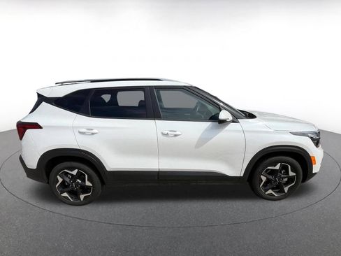 Used 2025 Kia Seltos S FWD image 5