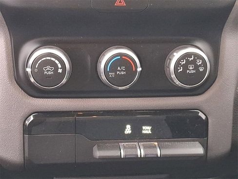 Used 2020 RAM 1500 Big Horn image 15