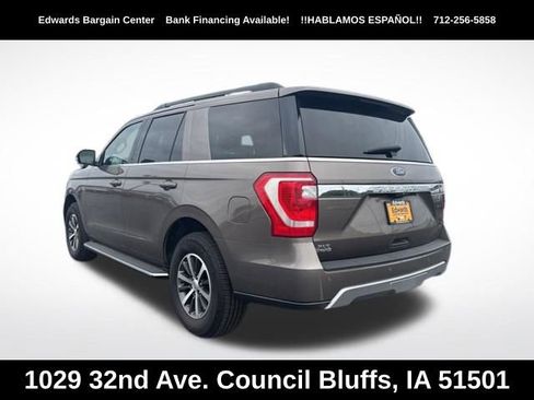 Used 2018 Ford Expedition XLT w/ Equipment Group 202A AWD/4WD image 5