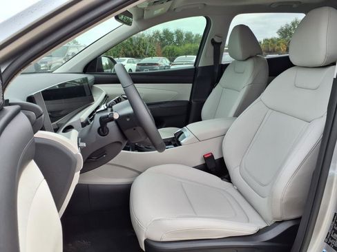Used 2025 Hyundai Tucson SEL image 14