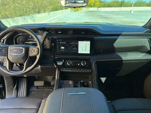 Used 2026 GMC Sierra 2500 AT4X AWD/4WD image 17