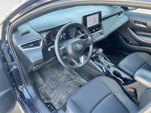Used 2022 Toyota Corolla SE w/ SE Premium Package image 11