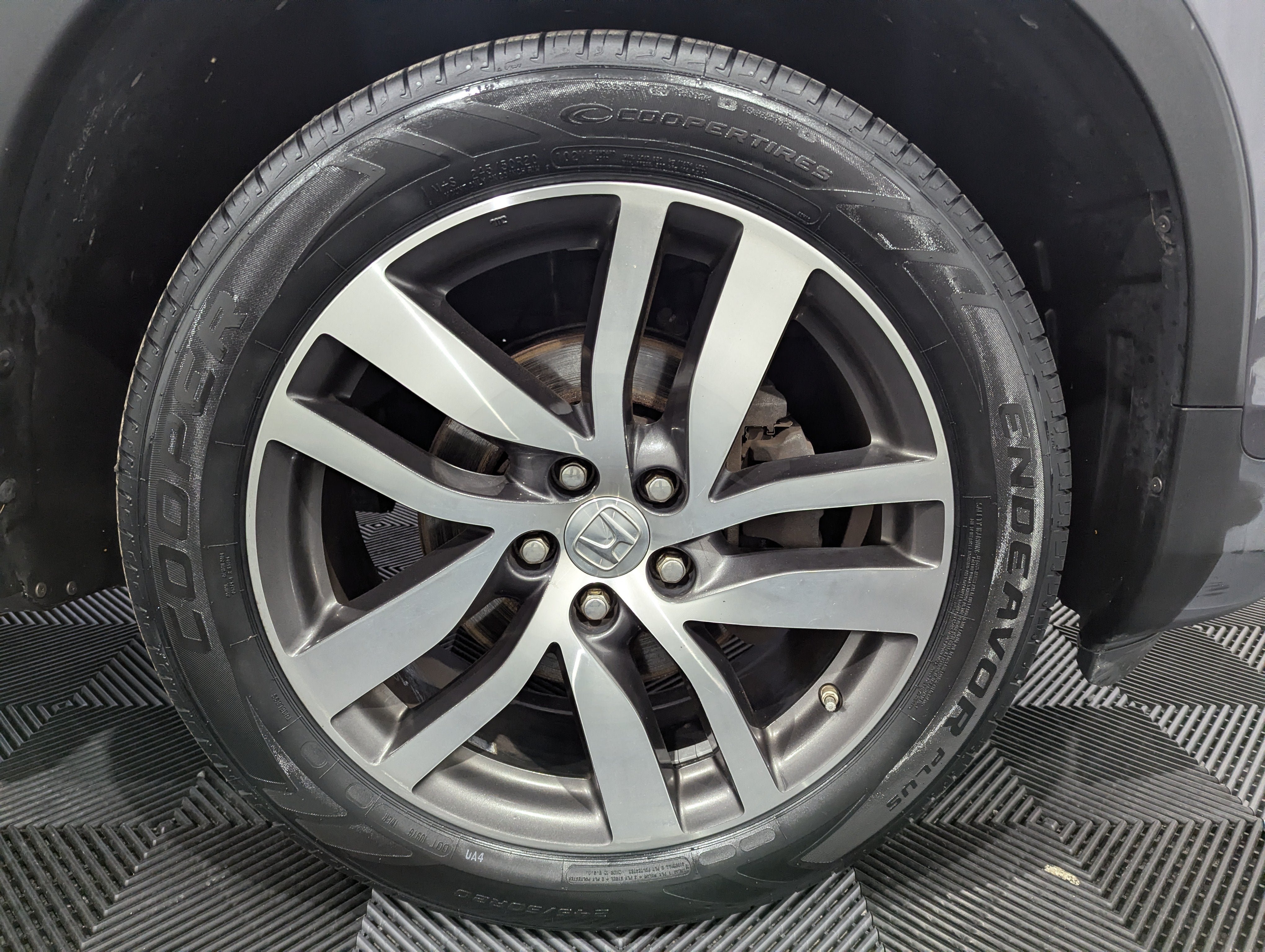 Used 2016 Honda Pilot Elite image 6