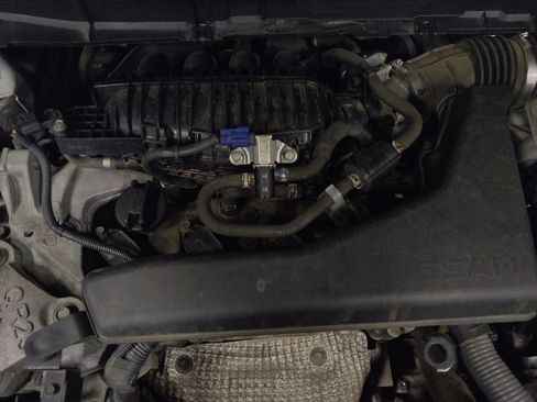Used 2020 Nissan Rogue S FWD image 30
