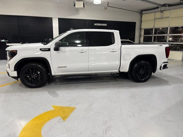 Used 2024 GMC Sierra 1500 Elevation w/ X31 Off-Road Package AWD/4WD image 5