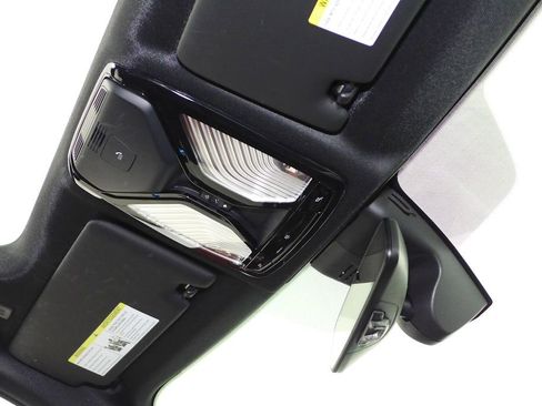 Used 2023 BMW 330e w/ M Sport Package image 17