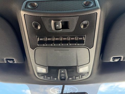 Used 2018 Ford F150 Raptor w/ Equipment Group 802A Luxury AWD/4WD image 34