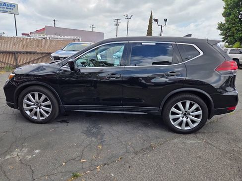 Used 2018 Nissan Rogue S FWD image 15