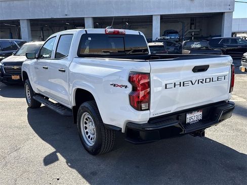 Used 2023 Chevrolet Colorado W/T w/ Advanced Trailering Package image 5