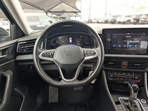 Used 2025 Volkswagen Jetta S image 23
