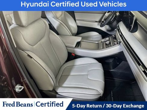 Used 2024 Hyundai Palisade SEL w/ Premium Package AWD/4WD image 16