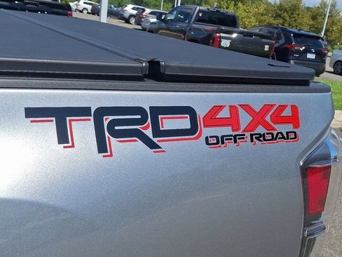 Certified 2023 Toyota Tacoma TRD Off-Road w/ Technology Package AWD/4WD image 29