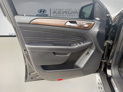 Used 2019 Mercedes-Benz GLE 43 AMG 4MATIC Coupe w/ Premium 3 Package image 19