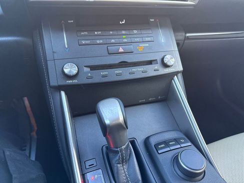 Used 2015 Lexus IS 250 image 20