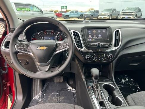 Certified 2024 Chevrolet Equinox LT image 19