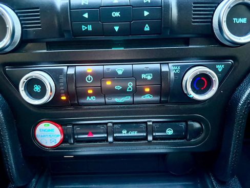 Used 2016 Ford Mustang GT RWD image 17