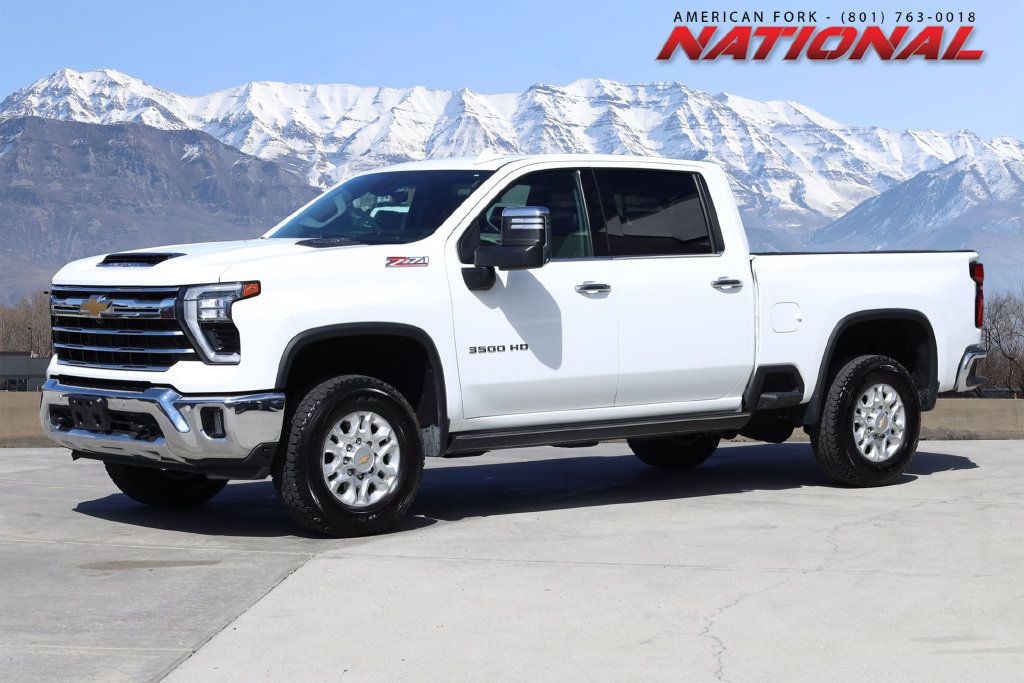 Used 2024 Chevrolet Silverado 3500 LTZ w/ LTZ Convenience Package AWD/4WD image 1