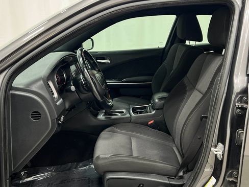 Used 2022 Dodge Charger SXT AWD/4WD image 13