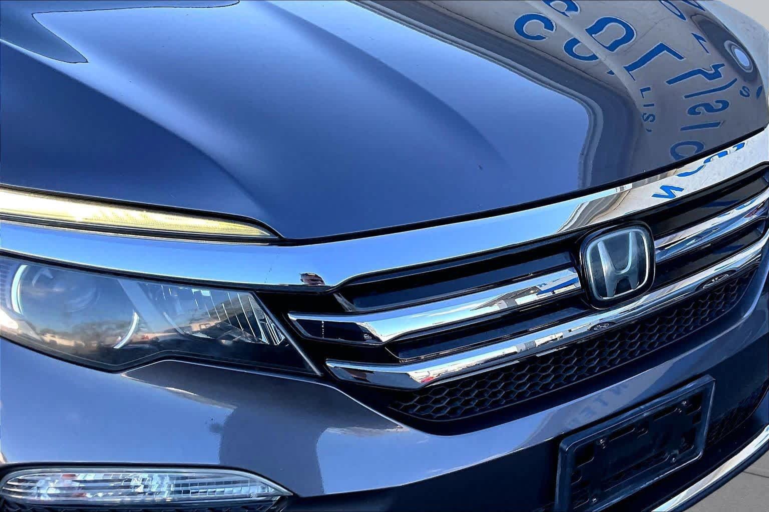 Used 2018 Honda Pilot Touring image 30