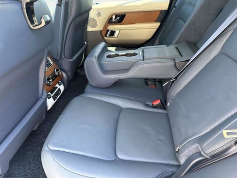 Used 2022 Land Rover Range Rover Westminster Edition image 16
