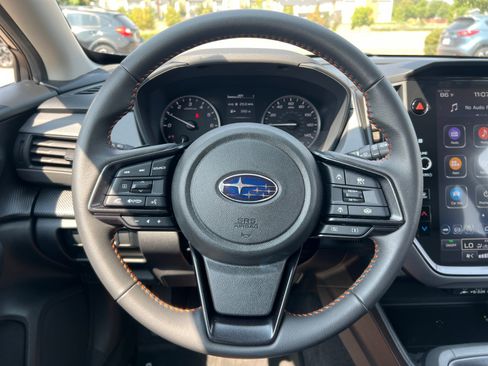 Used 2025 Subaru Crosstrek 2.5i Limited w/ Popular Package #3A AWD/4WD image 9