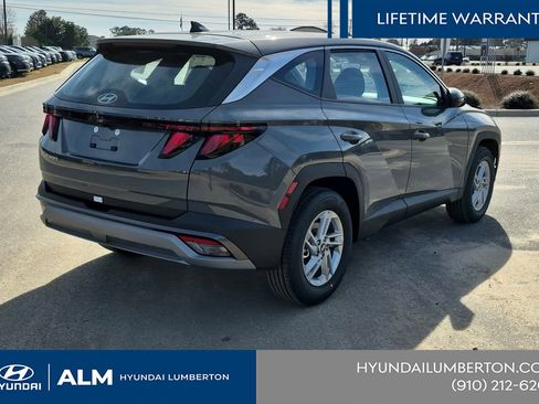 New 2026 Hyundai Tucson SE image 6