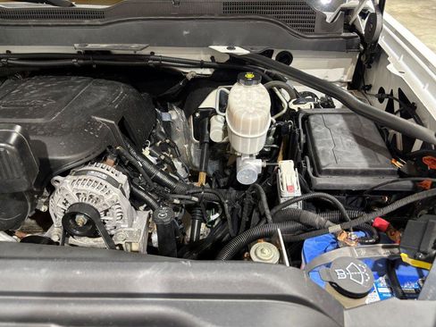 Used 2019 Chevrolet Silverado 2500 W/T w/ WT Convenience Package AWD/4WD image 25