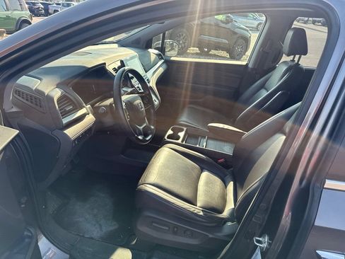 Used 2019 Honda Odyssey EX-L image 6