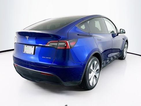 Used 2023 Tesla Model Y Long Range AWD/4WD image 9